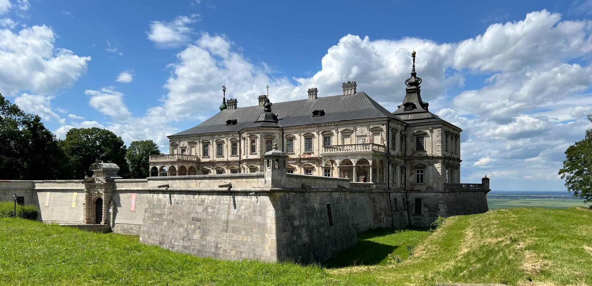 Prace ratunkowe w&nbsp;zamku w&nbsp;Podhorcach zmierzają ku&nbsp;końcowi